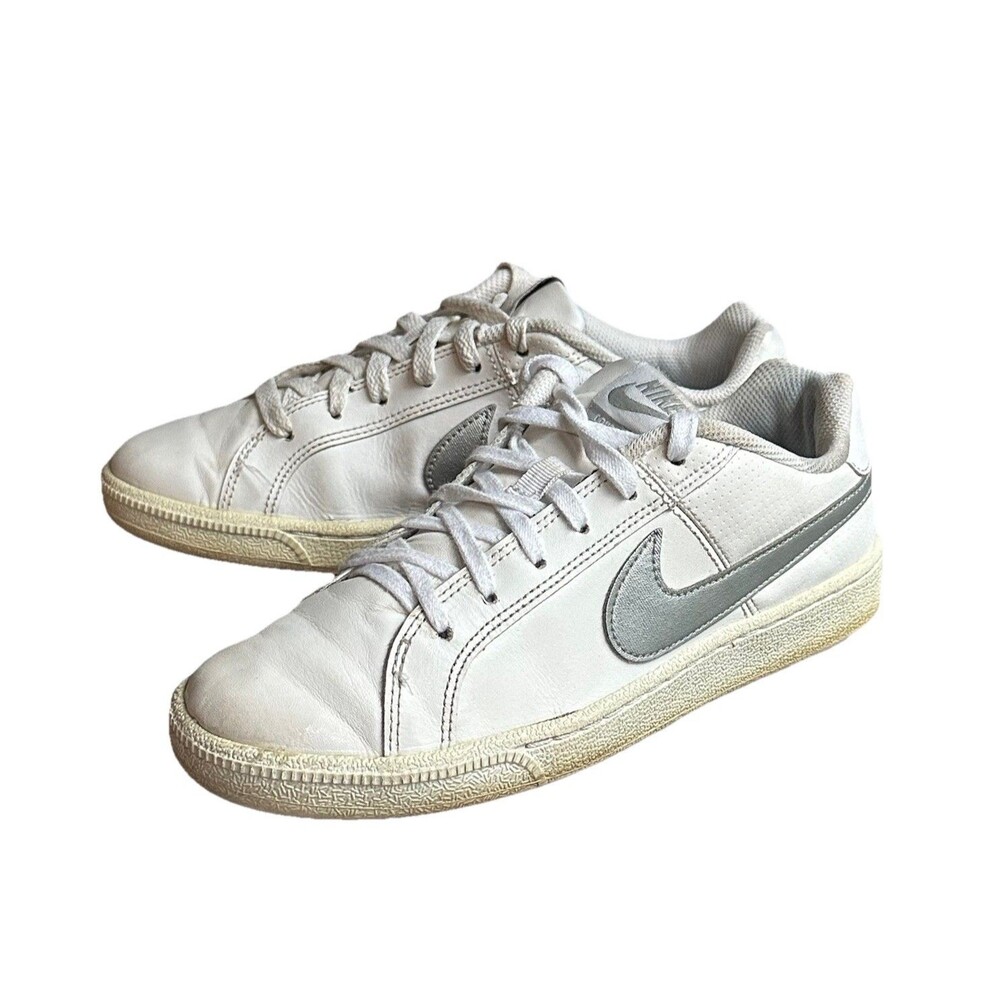 Nike Womens Court Royale 749867-100 White Metallic Silver Size 7.5